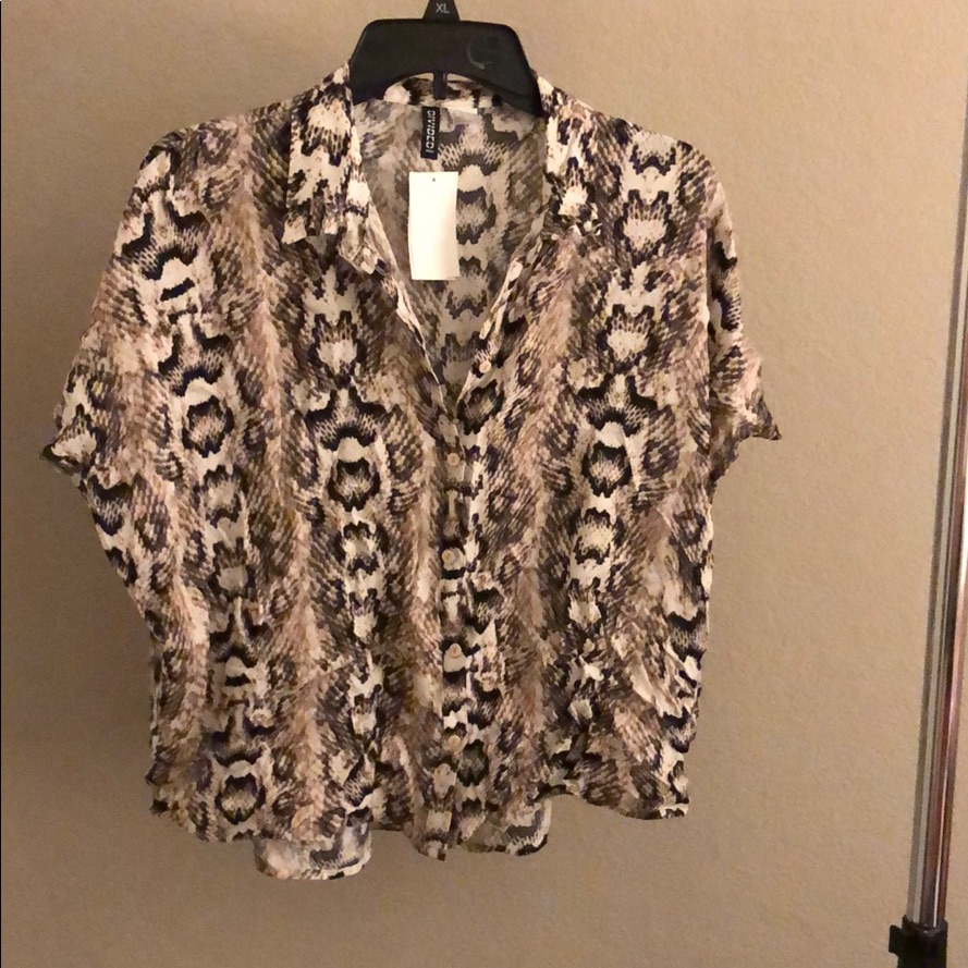 Button Down Snake Print